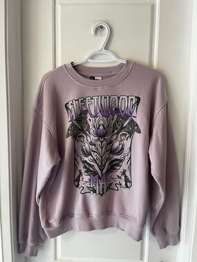 H & M Fleetwood Mac Lavender Graphic Sweatshirt